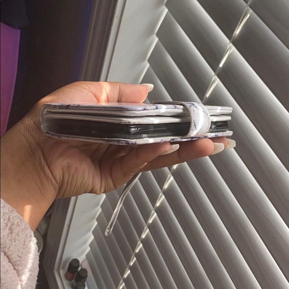 iPhone 6s marble wallet case - Picture 5 of 5
